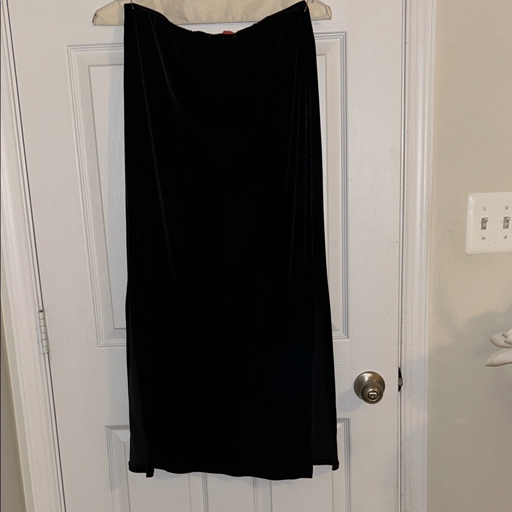 Chic Black Maxi Skirt for Women